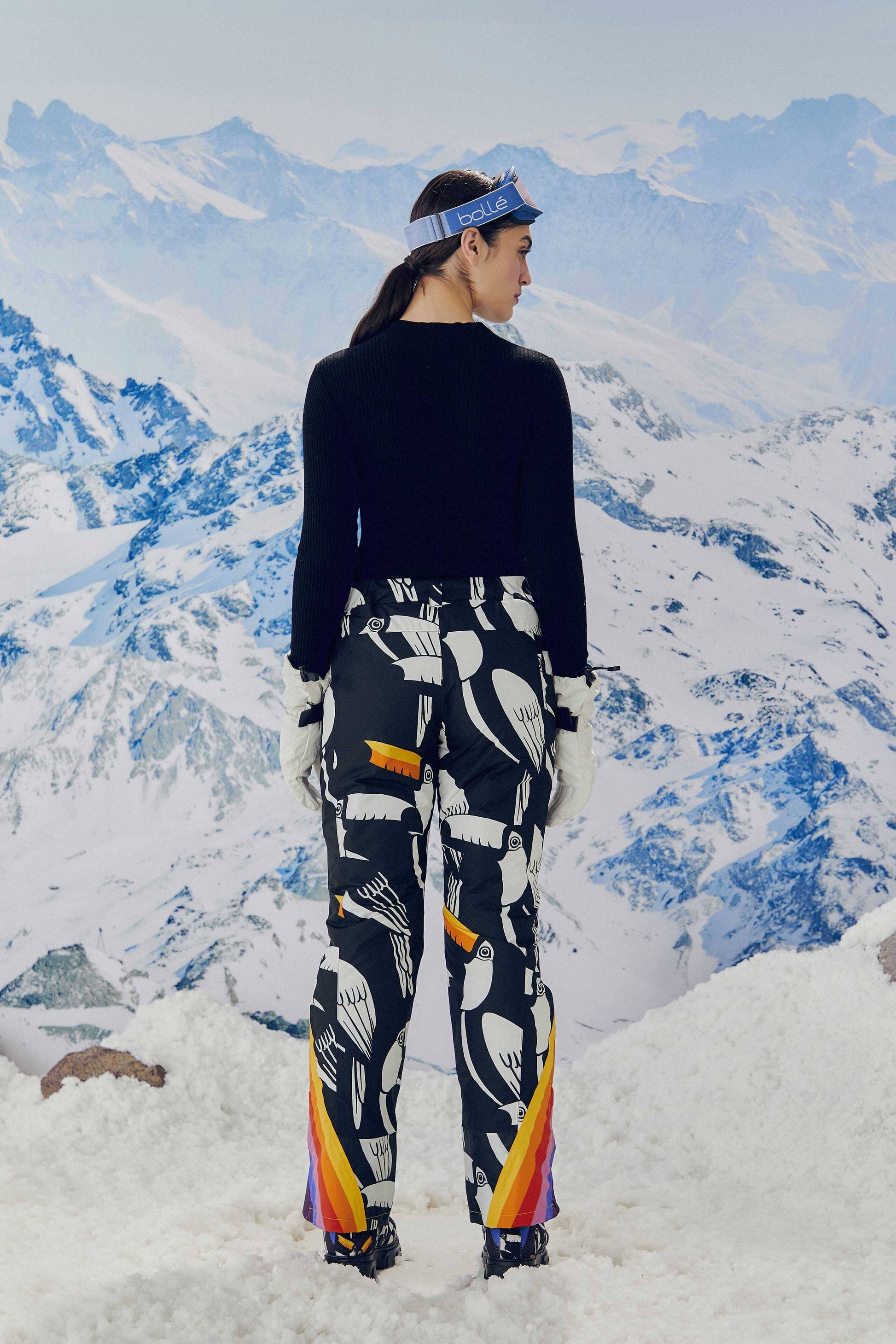 Farm Rio Black Graphic Toucans Ski Pants