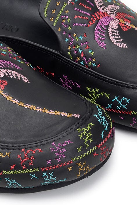 Farm Rio Black Coconut Tree Flat Clog