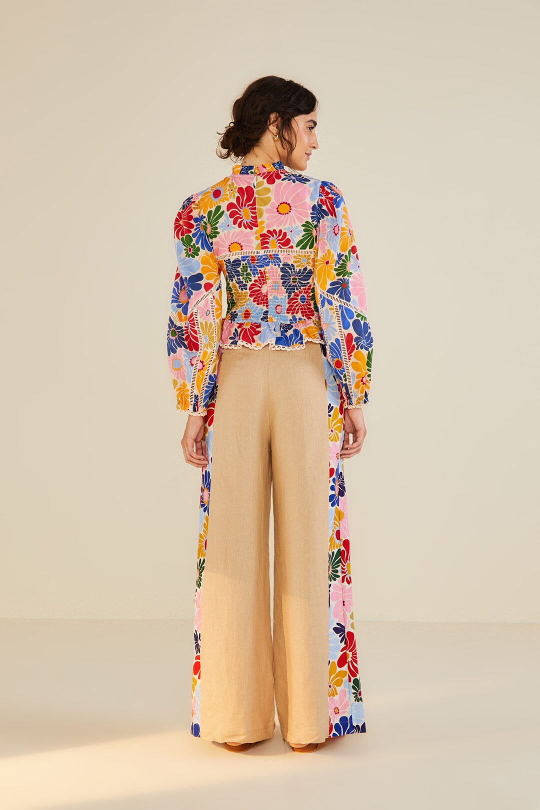 Farm Rio Sand Sunny Daisies Blouse