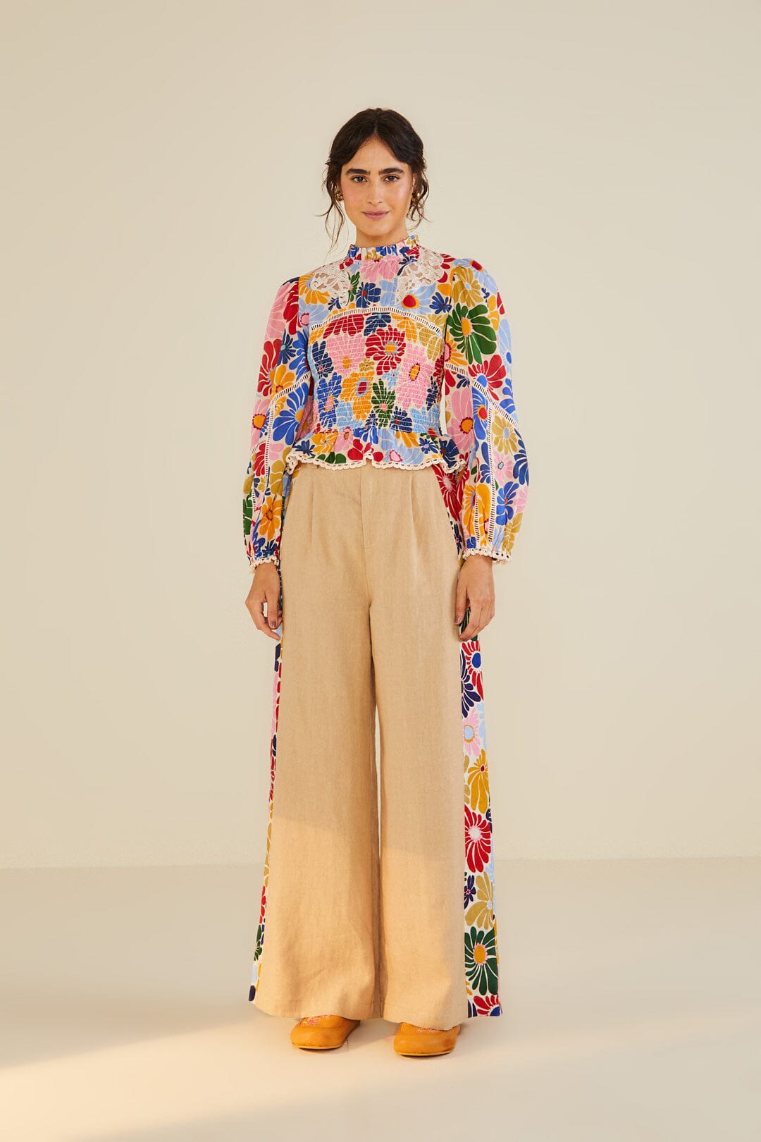 Farm Rio Sand Sunny Daisies Blouse