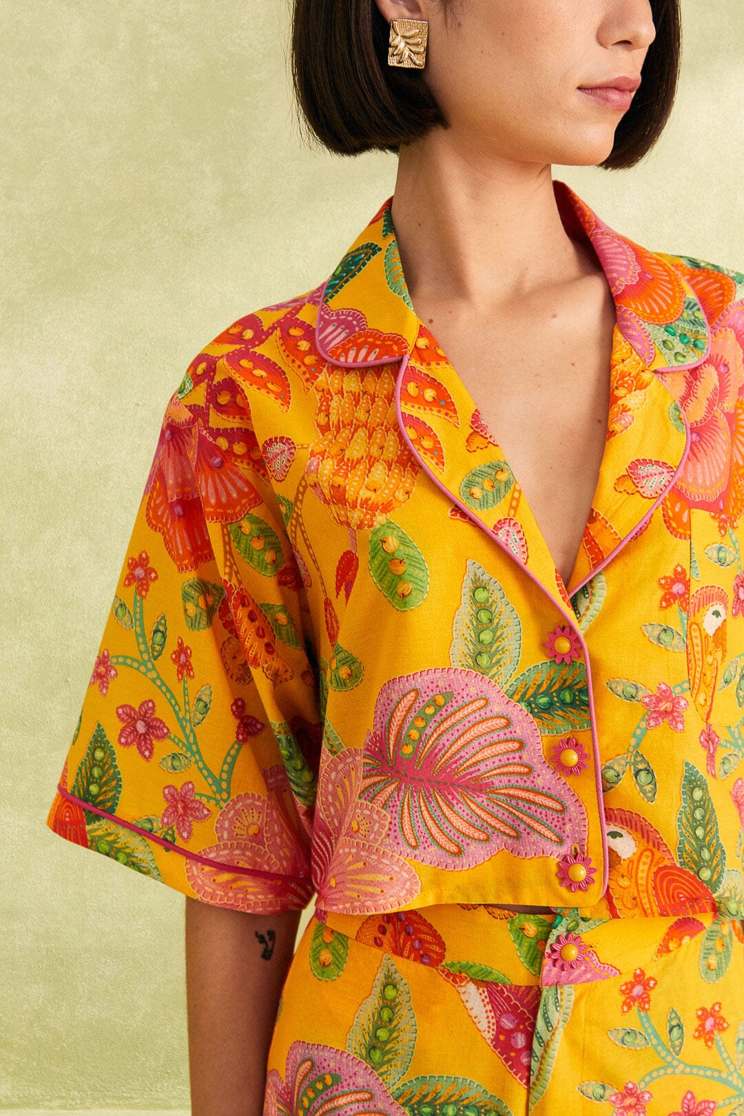 Farm Rio Yellow Macaw Bloom Shirt