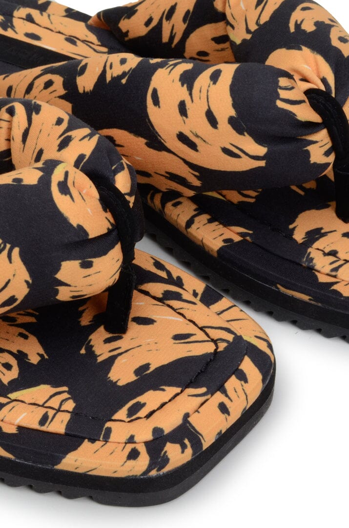 Farm Rio Bananica Puffy Flip Flop