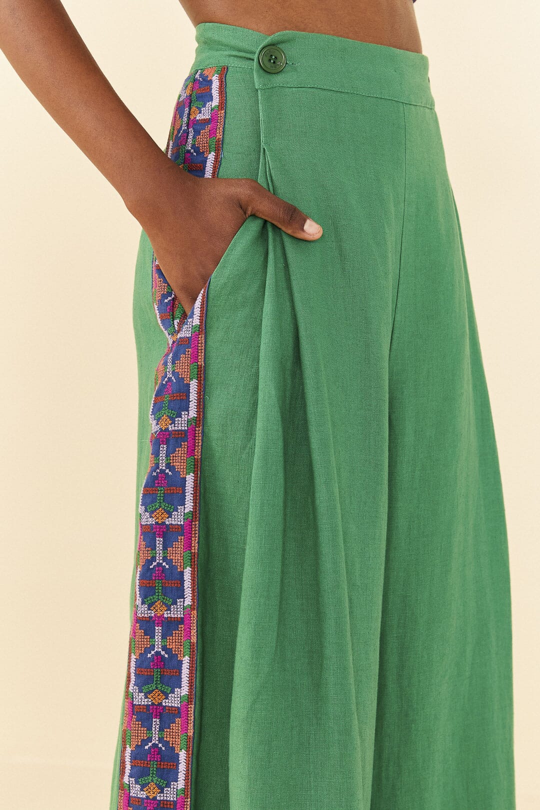 Farm Rio Embroided Green Pants