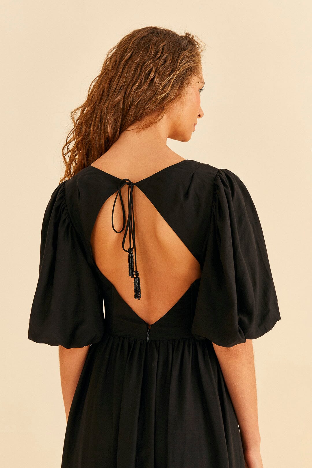 Farm Rio Black Short Sleeves Midi Dress