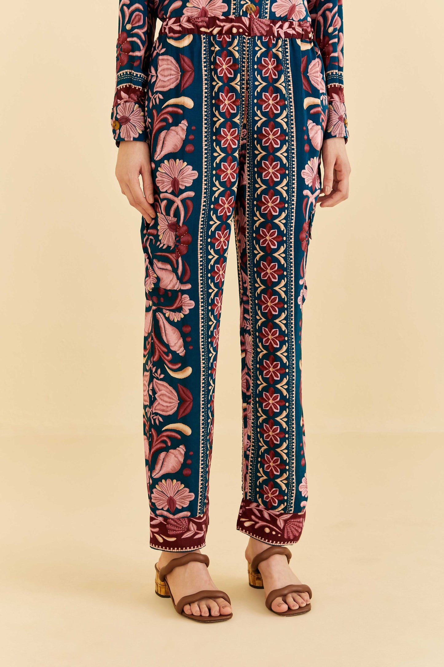 Farm Rio Teal Seashell Tapestry Cargo Pants