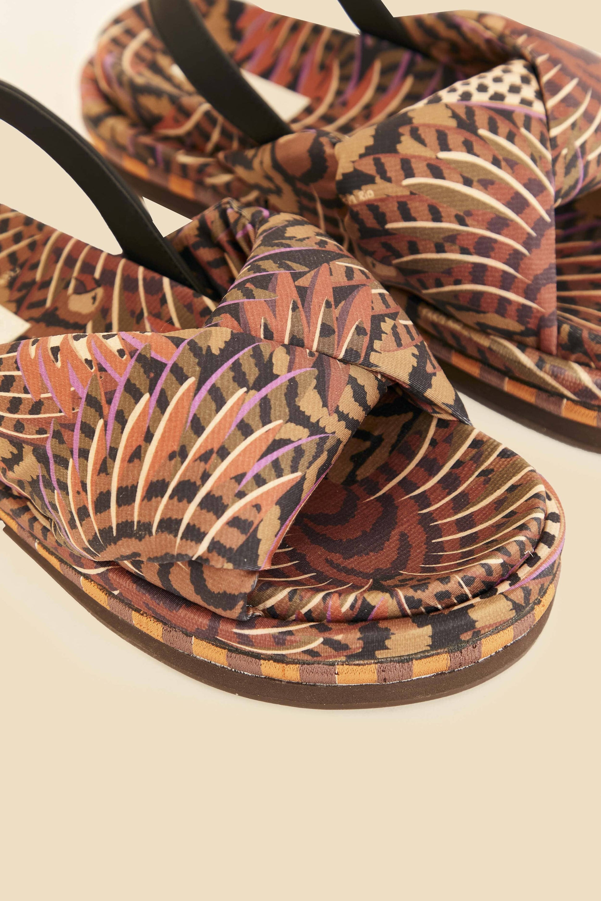 Farm Rio Caramel Macawmouflage Puffy Flat Sandal