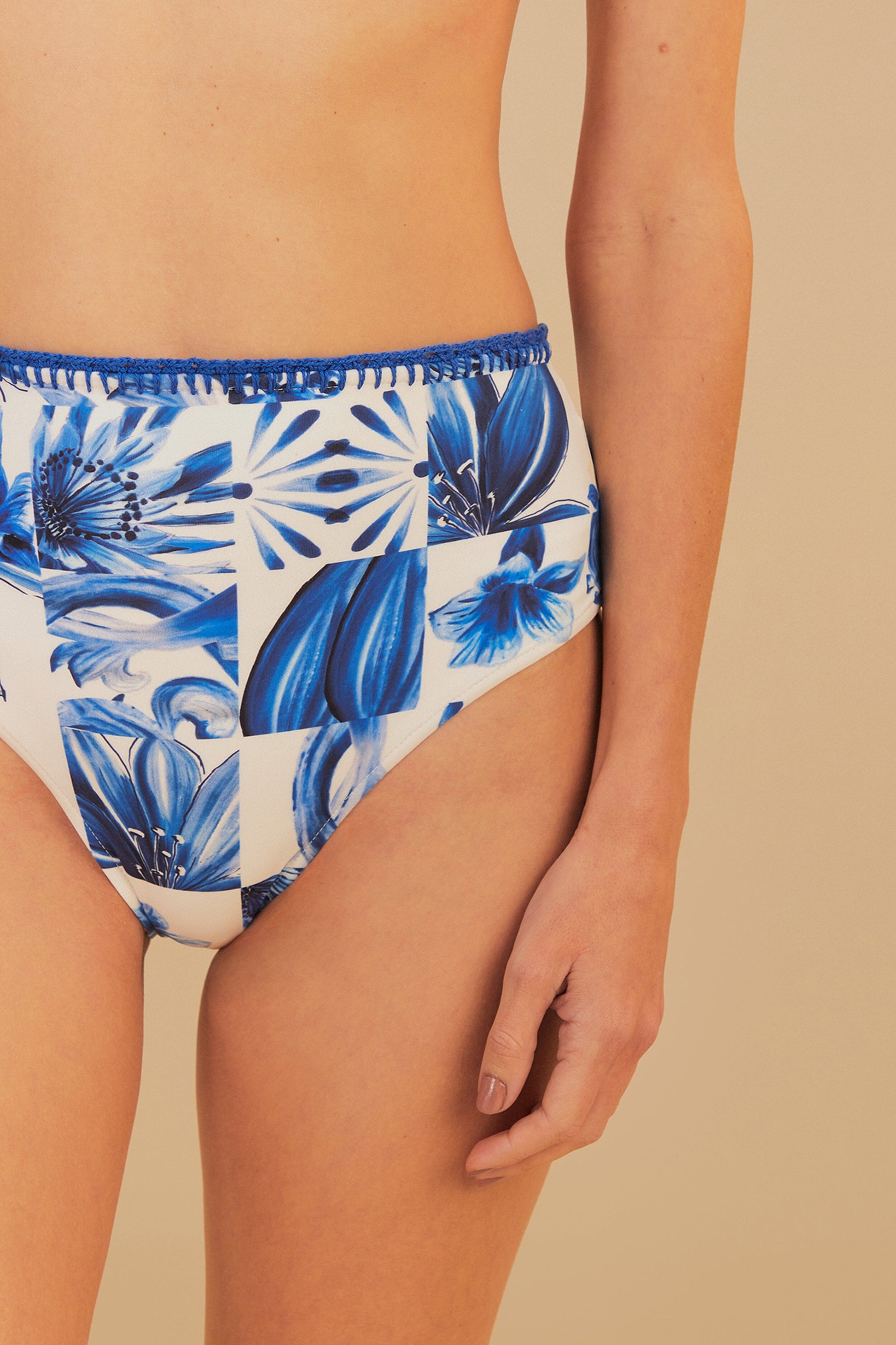 Farm Rio GARDEN TILES HIGH WAIST BIKINI BOTTOM
