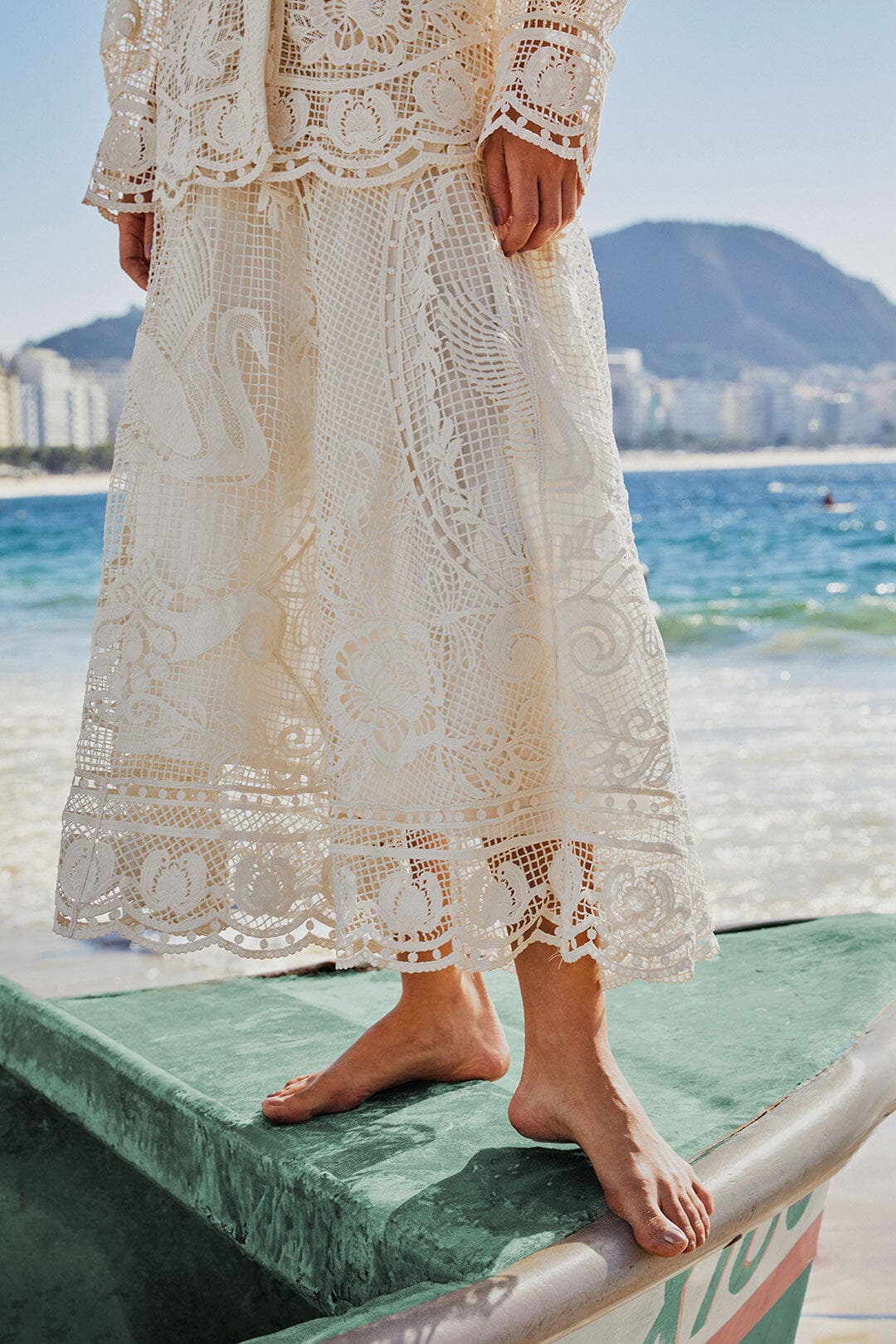  Off-White Swan Lake Guipure Midi Skirt