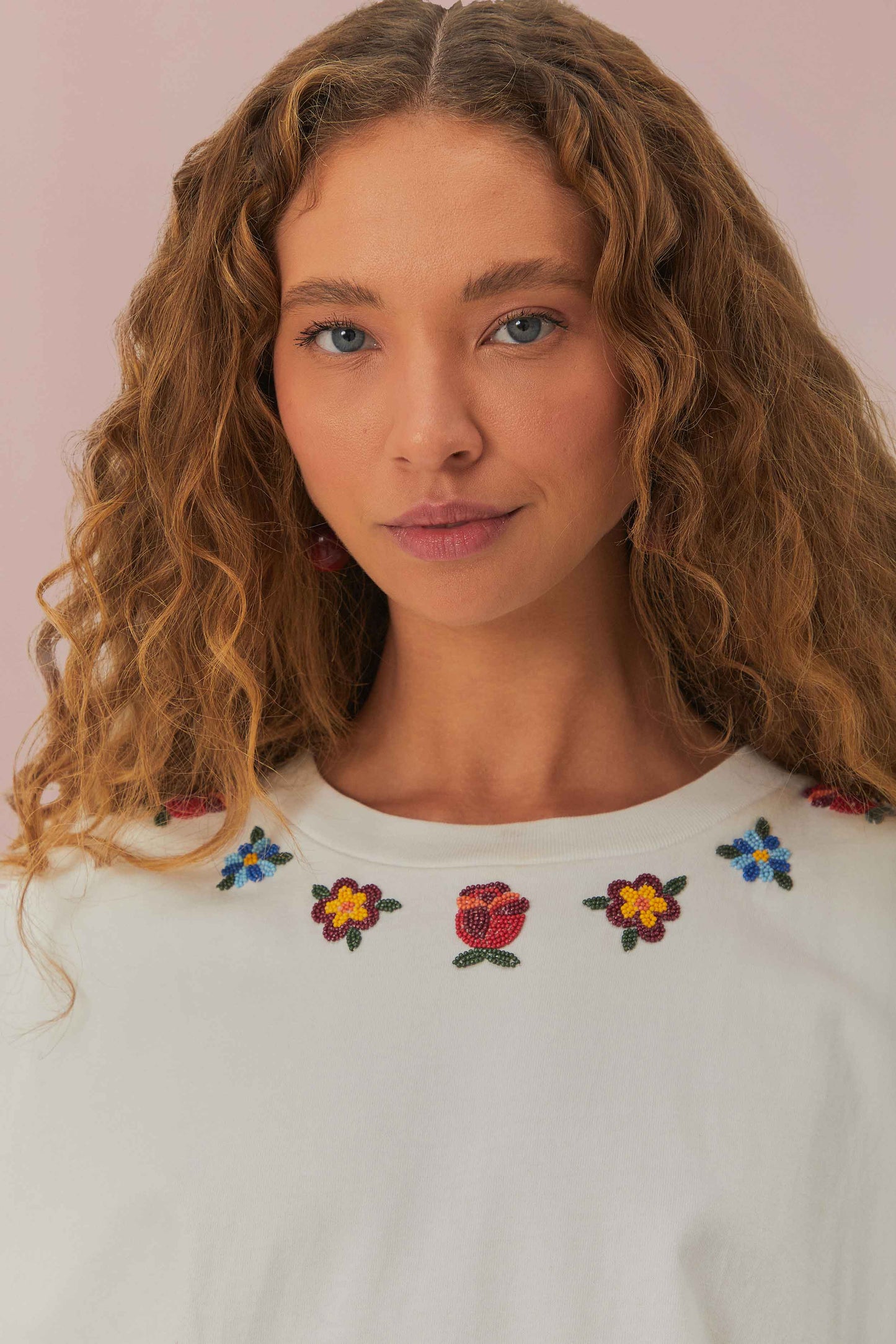  White Beaded Flowers T-Shirt