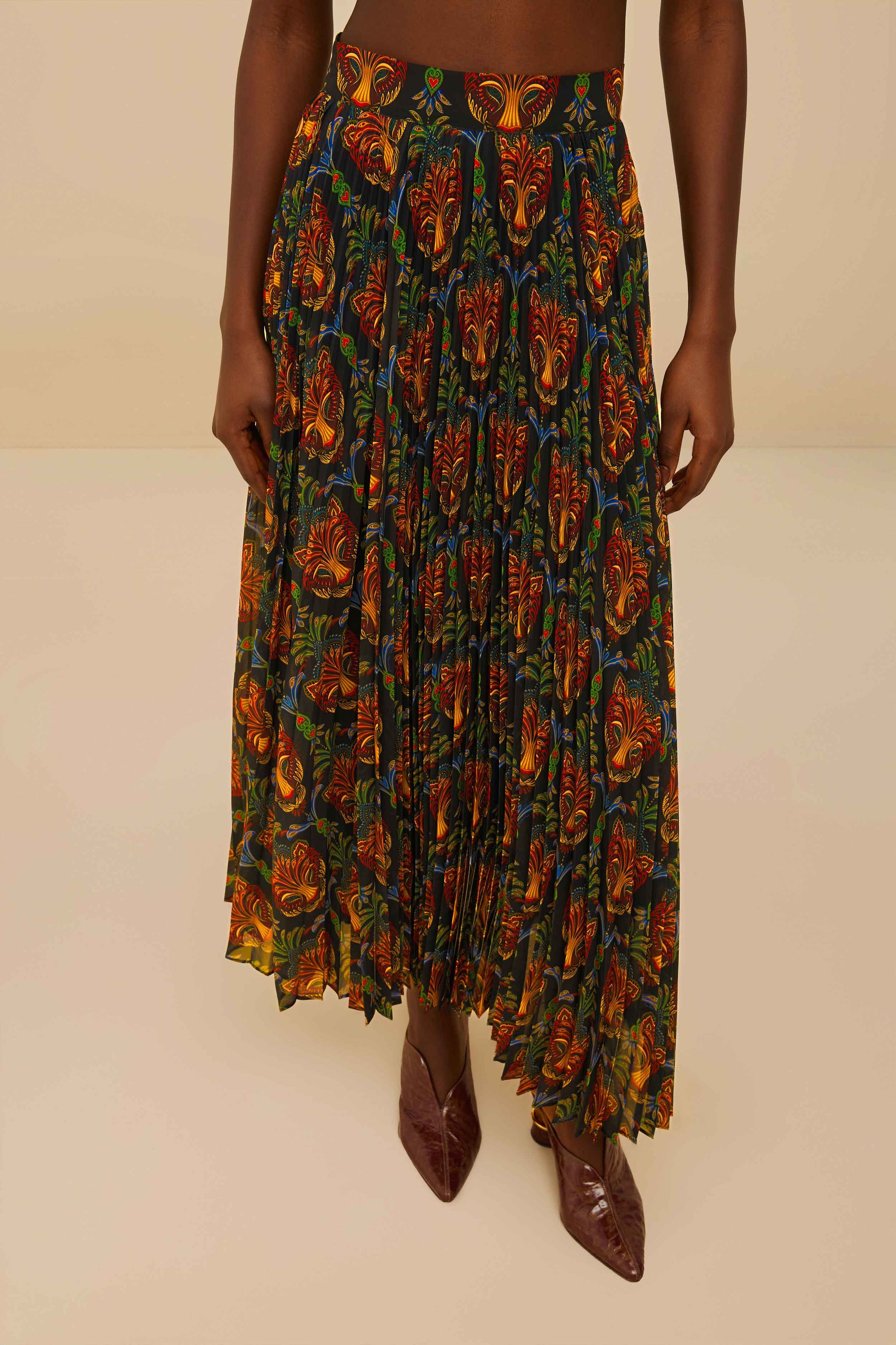  Black Boho Panther Pleated Maxi Skirt