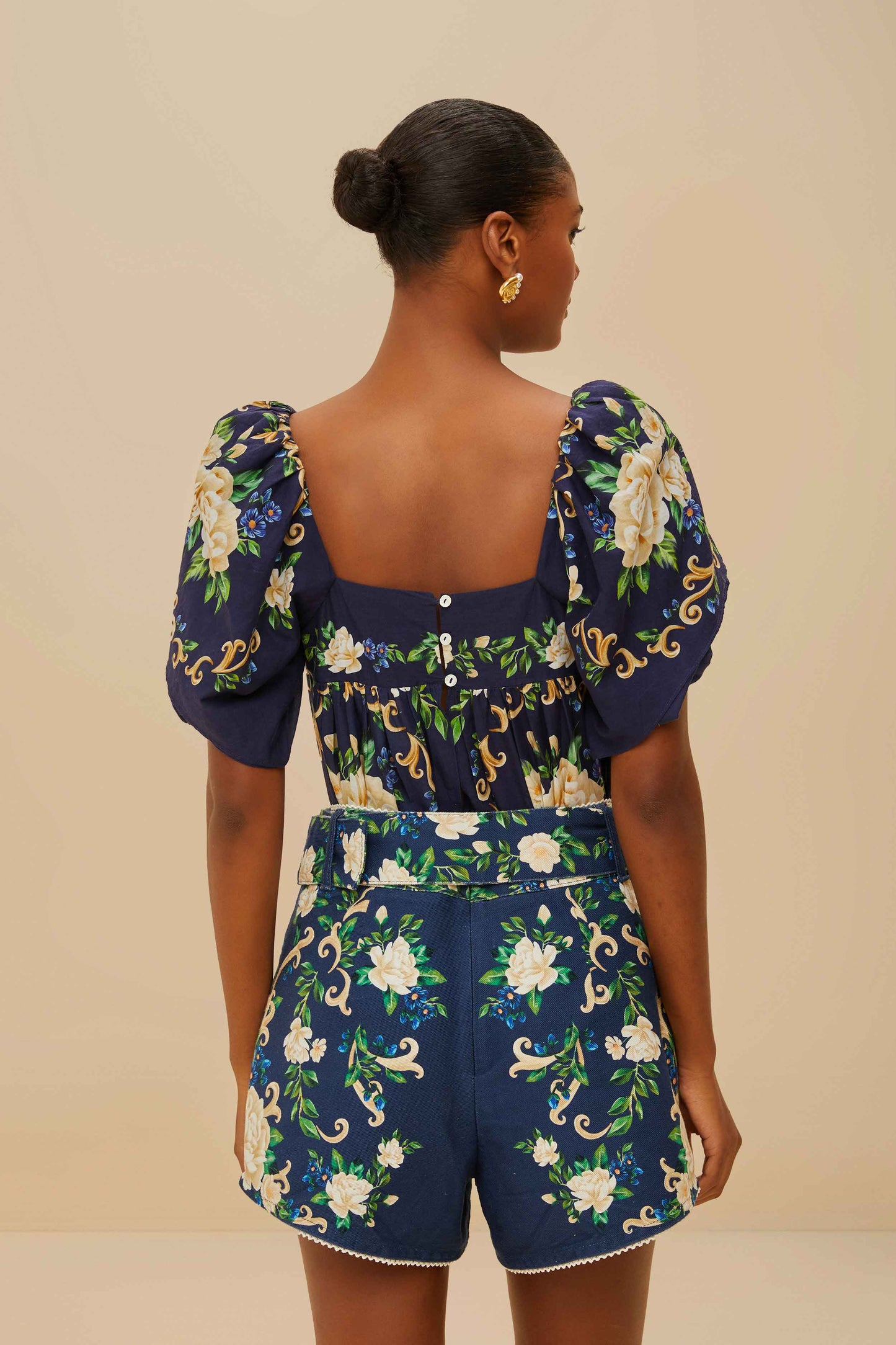  Navy Blue Flower Tapestry Shorts