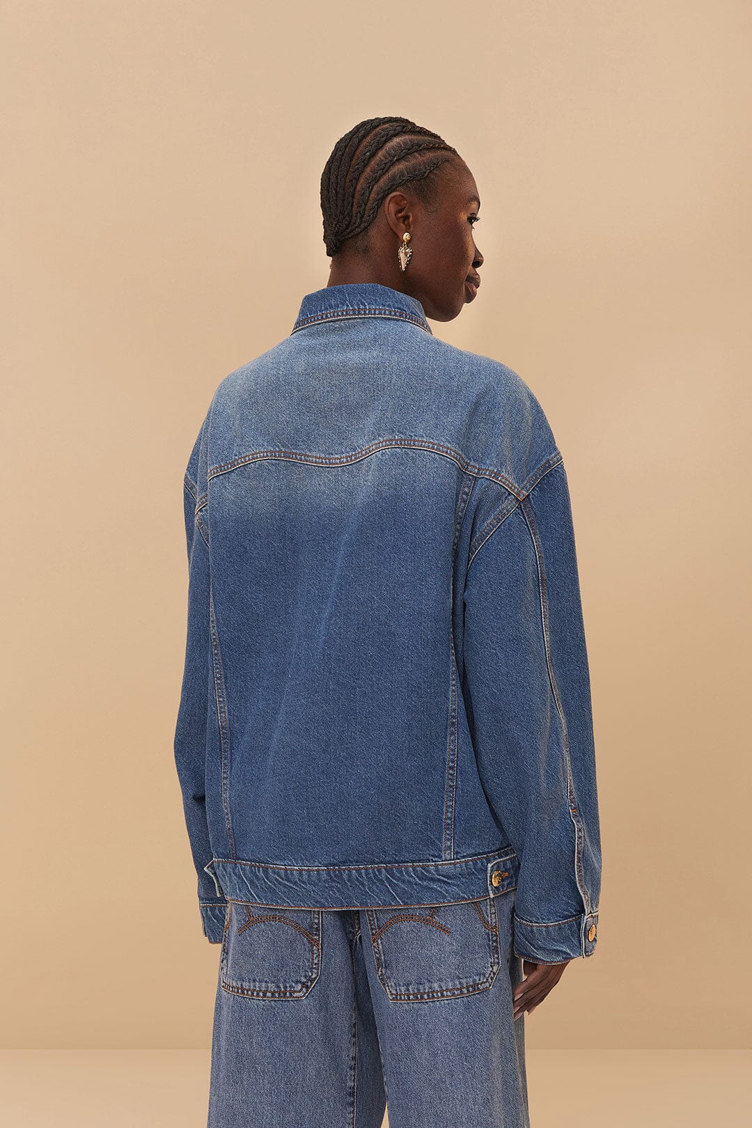  Denim Buttoned Jacket