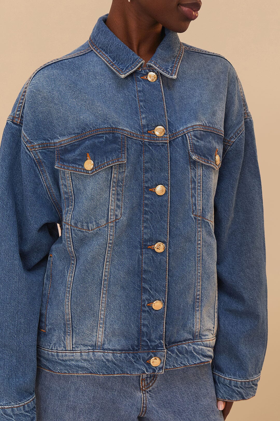  Denim Buttoned Jacket