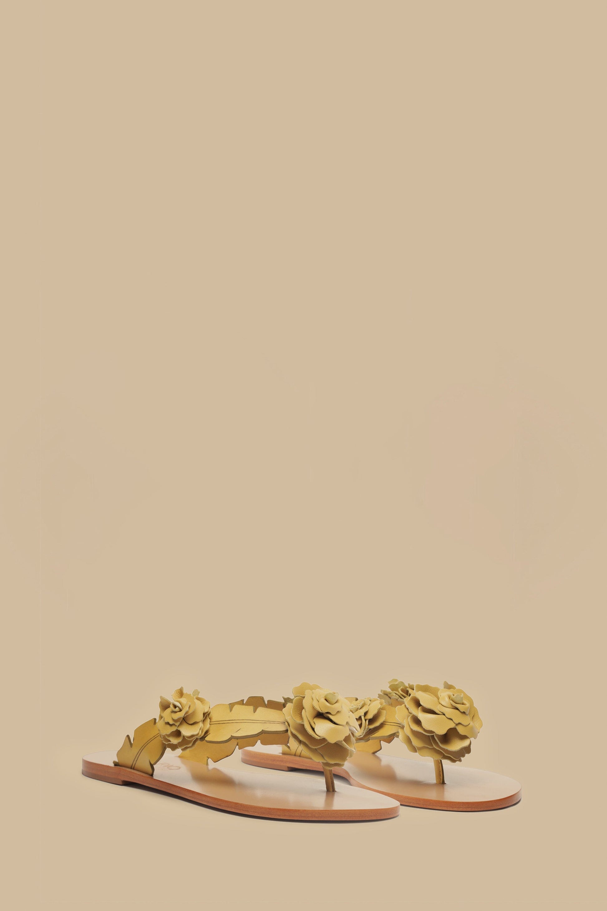  Buttermilk Blooming Flat Sandal