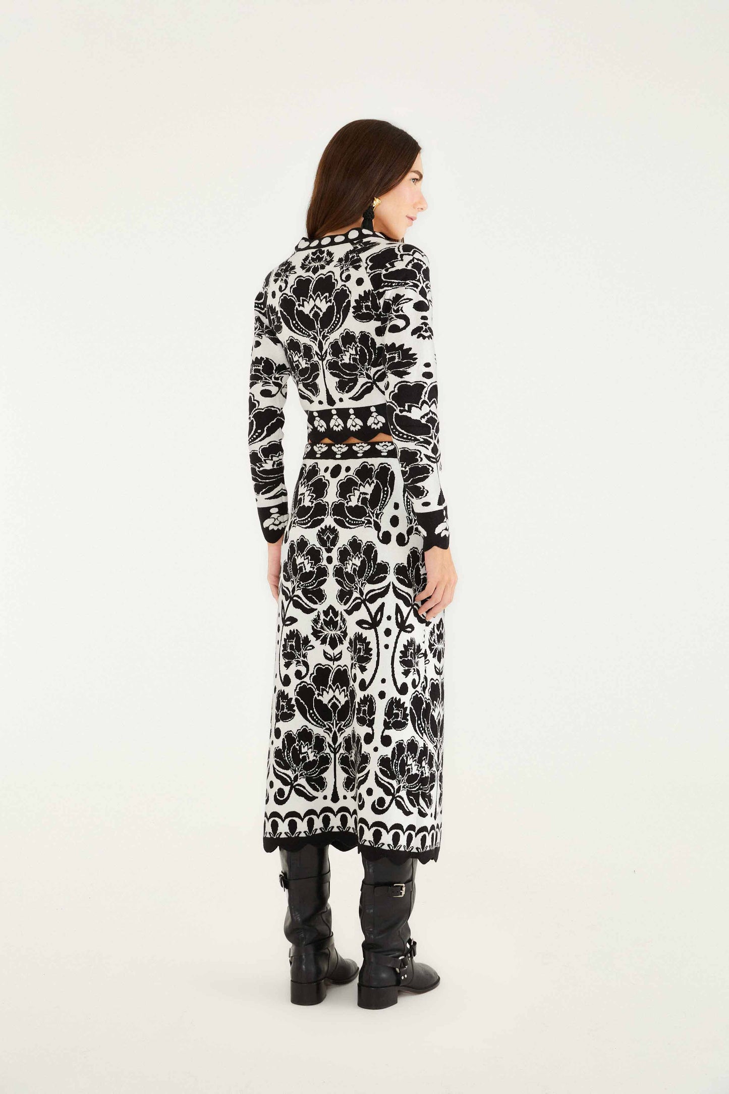 Farm Rio Black & White Floral Arabesque Knit Skirt